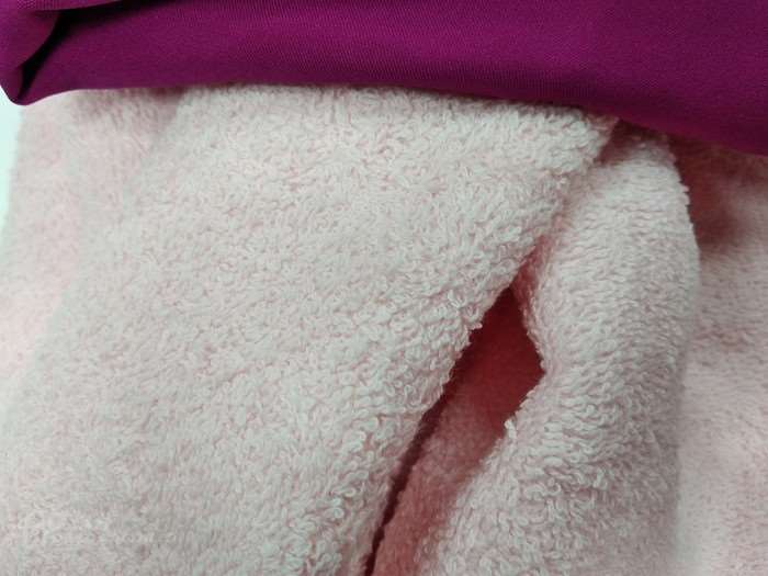 Rizo de toalla rosa bebé