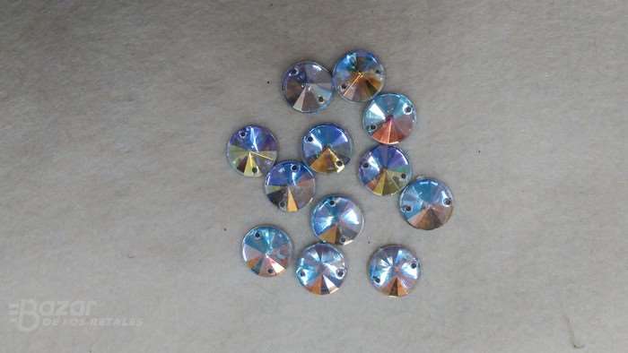 Piedras de cristal de 14mm en varios colores